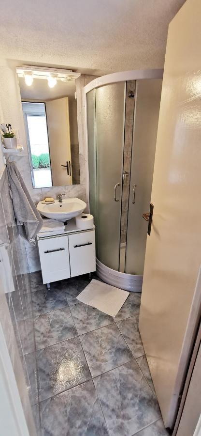 Casa Lavanda - Karin Gornji กอร์นยิ คาริน ภายนอก รูปภาพ