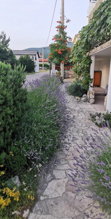 Casa Lavanda - Karin Gornji กอร์นยิ คาริน ภายนอก รูปภาพ
